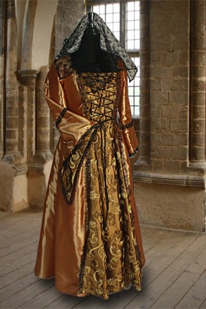 Ladies Medieval Renaissance Costume And Headdress Size 14 - 16 Image